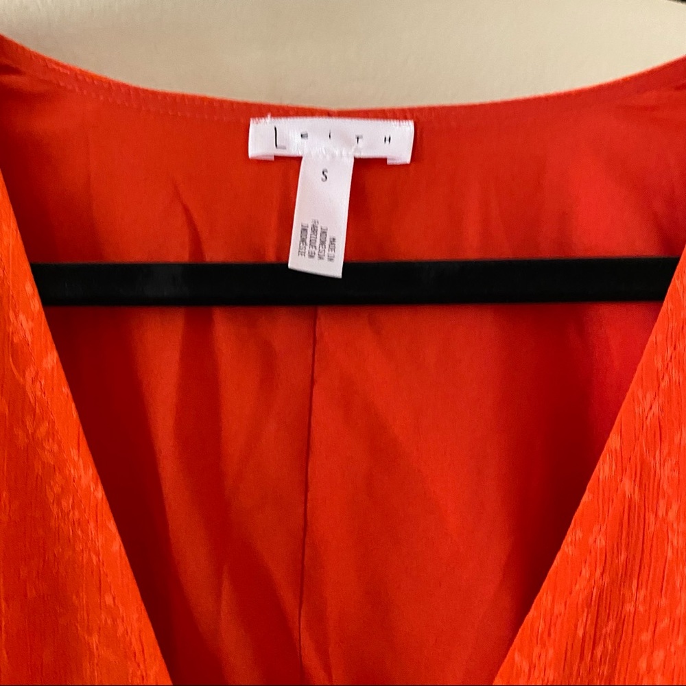 Leith Red Midi Dress w Floral Print, V-Neck, Ruffle Sleeves and Slit in Front - Picture 4 of 5